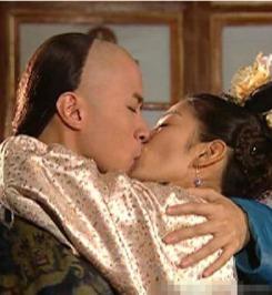 黄奕床吻戏,激情演绎引发热议