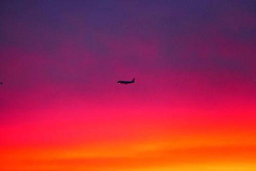 夕阳西下的图片大全,夕阳余晖下的浪漫画卷