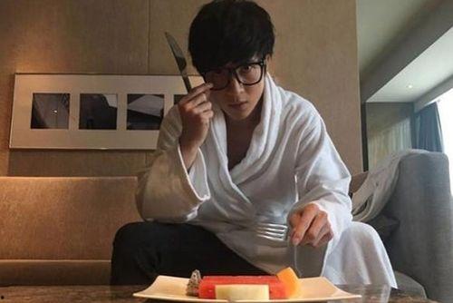 吃瓜爆料薛之谦,吃瓜爆料背后的音乐人生