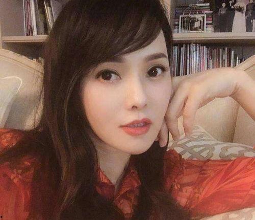 胡杏儿说国语,国语魅力绽放