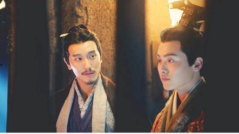 马天宇现代床戏,激情演绎爱情火花